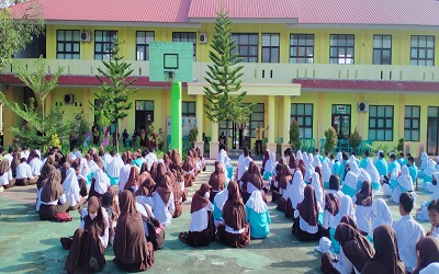Halal Bi Halal Keluarga Besar SMAN 1 Paguyaman